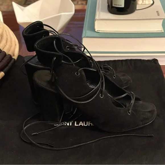 Saint Laurent Babies Black Lace-Up Suede Sandals 37.5 - Picture 3 of 6